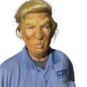 Donald Trump adult Halloween mask brand new